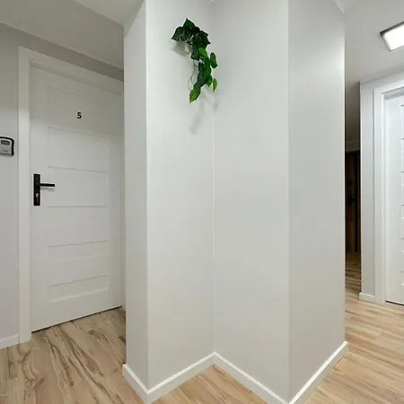 منزل للإقامة Astro - 10 Minutes To Old Town غدانسك