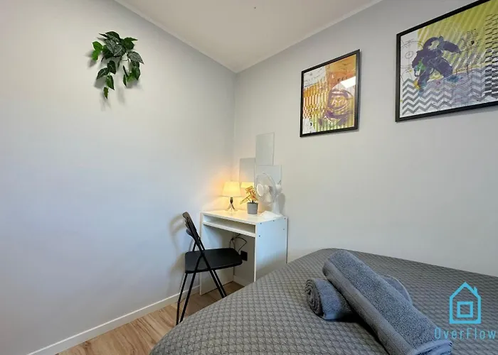 Astro - 10 Minutes To Old Town *